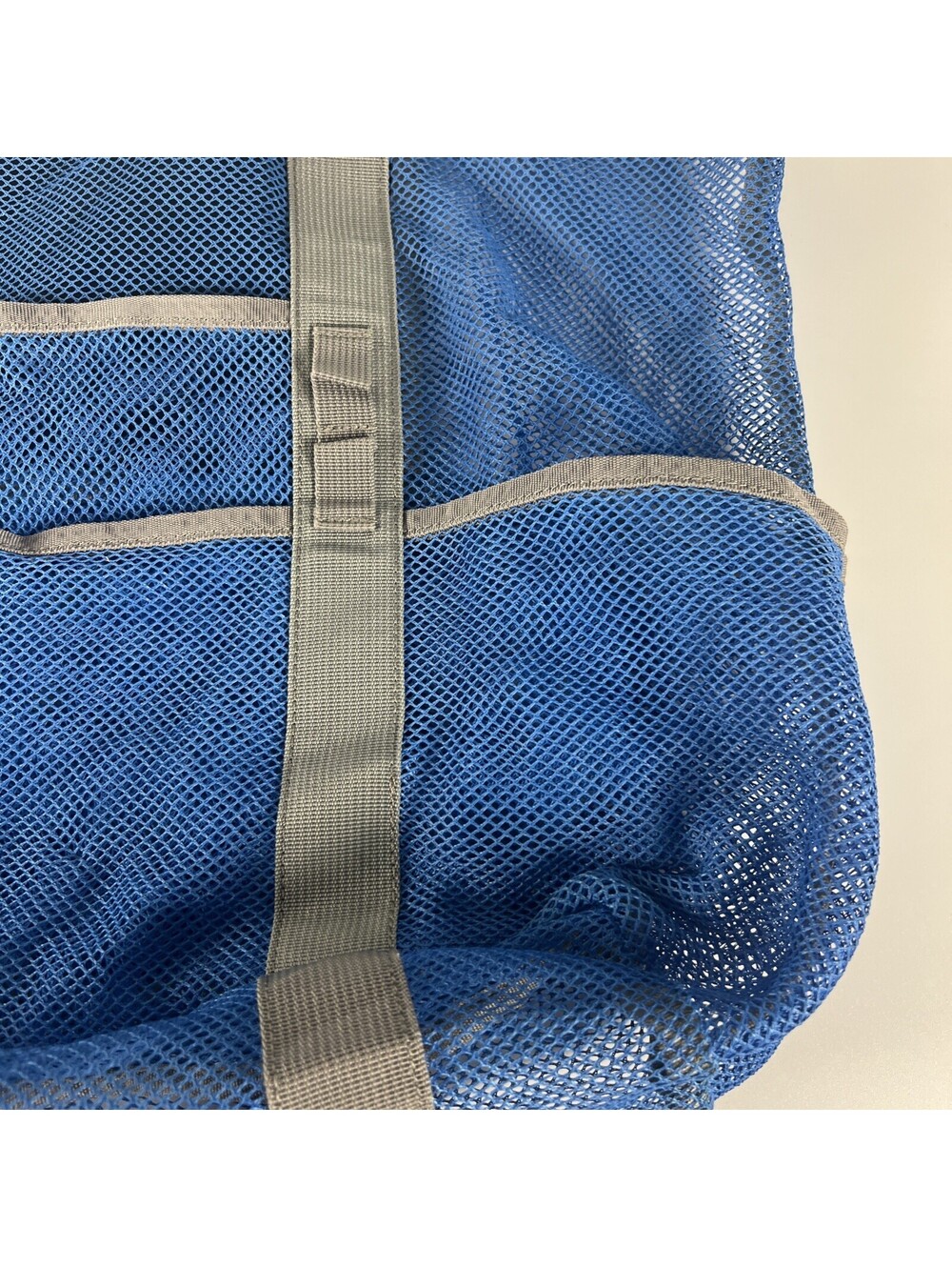 Blue Mesh Light Weight Zip Pocket Beach Tote Bag 22x17 Inches - Picture 5 of 11